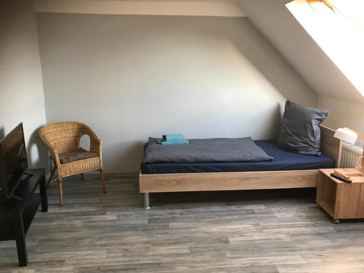 Monteur - Privat Zimmer Langerwehe Geich Zewnętrze zdjęcie